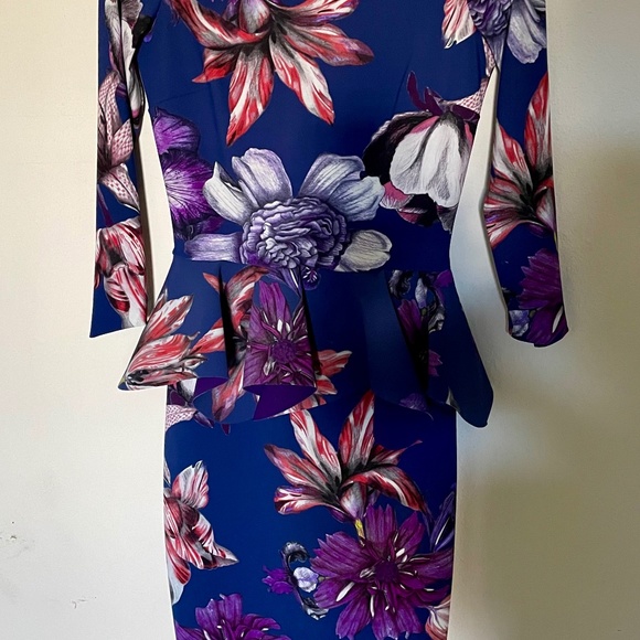 Chiara Boni La Petite Robe Dresses & Skirts - CHIARA BONI LA PETITE ROBEFloral High-Neck Long-Sleeve Peplum Dress Size 42(6)